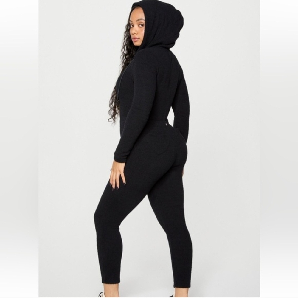 YITTY Women's Black Hooded Jumpsuit XL